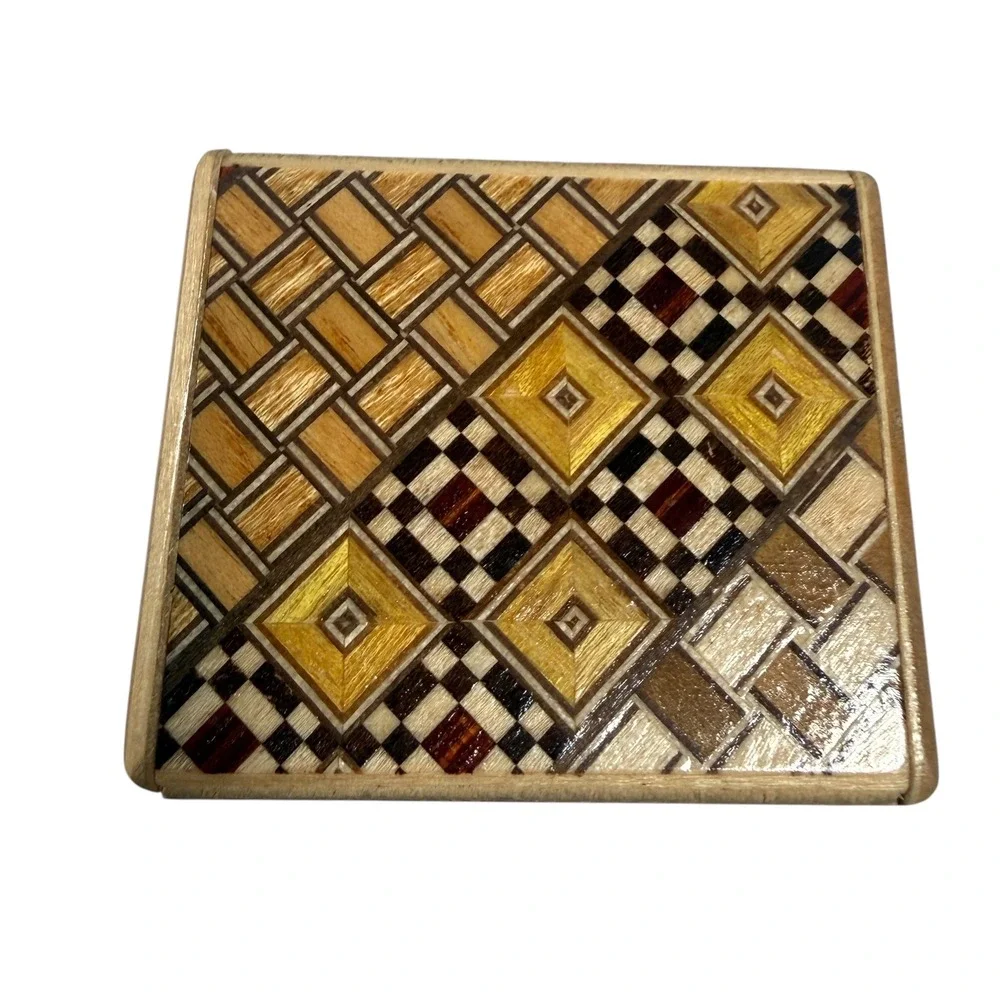 Vintage Japanese‎ Yosegi Puzzle Box Wooden Marquetry Intricate Geometric Design